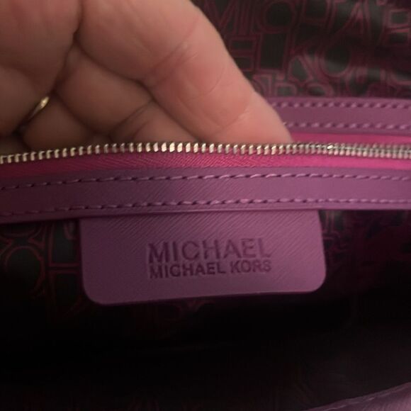 Michael Kors medium size tote purse - Picture 7 of 11